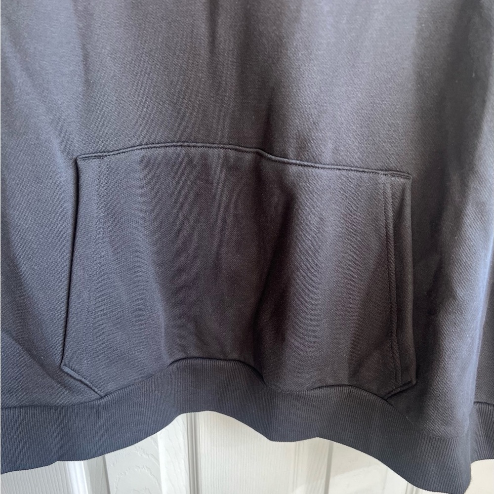 PUMA Women's Black Sweater with Vibrant Pink Logo - Picture 5 of 9